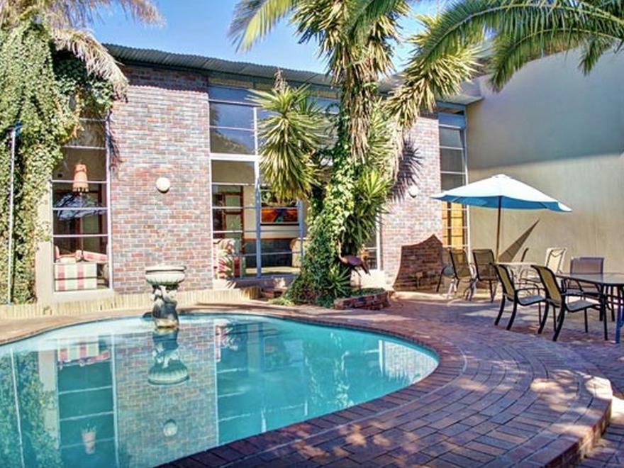 African Moon Corporate House Kempton Park Luaran gambar